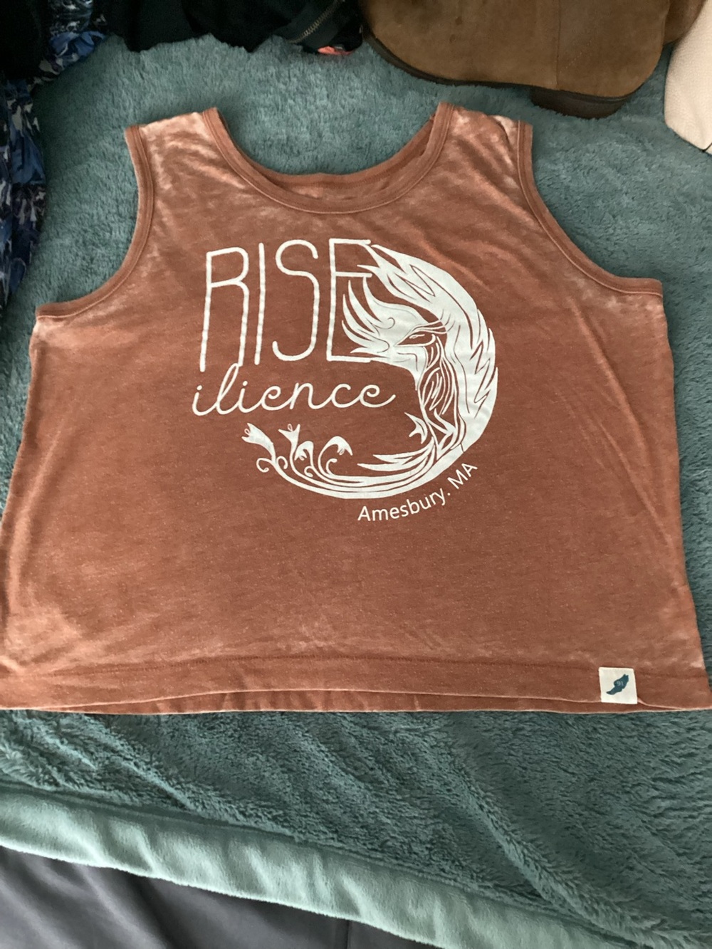 Two women’s medium “Rise-ilience” Sleeveless Crop Tops Super Soft - Picture 6 of 10